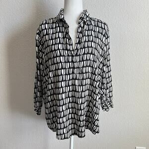 Rock Flower Paper 3/4 Sleeve V-neck Tunic Top Women's S Relaxed All Over Print